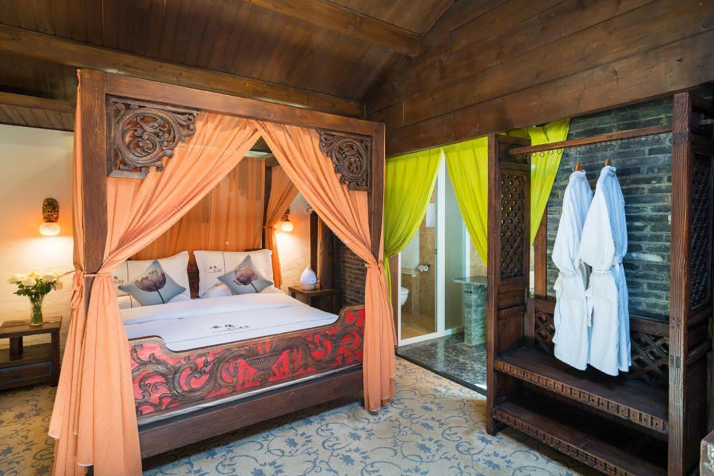 Big Tree Guesthouse - Naxi Old Style ليجيانغ المظهر الخارجي الصورة